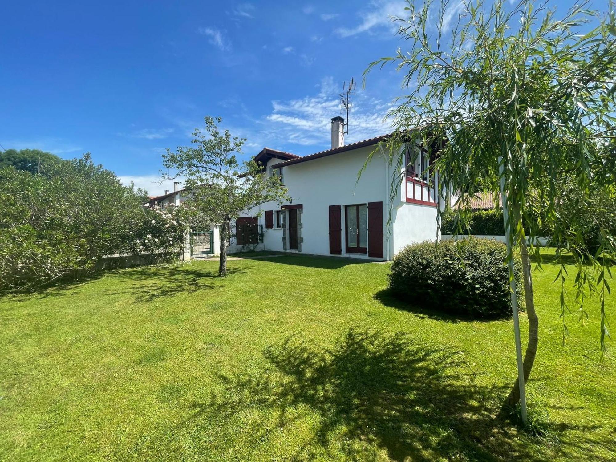 Maison Lore Mendi Elbarron Saint-Pée-sur-Nivelle Екстериор снимка