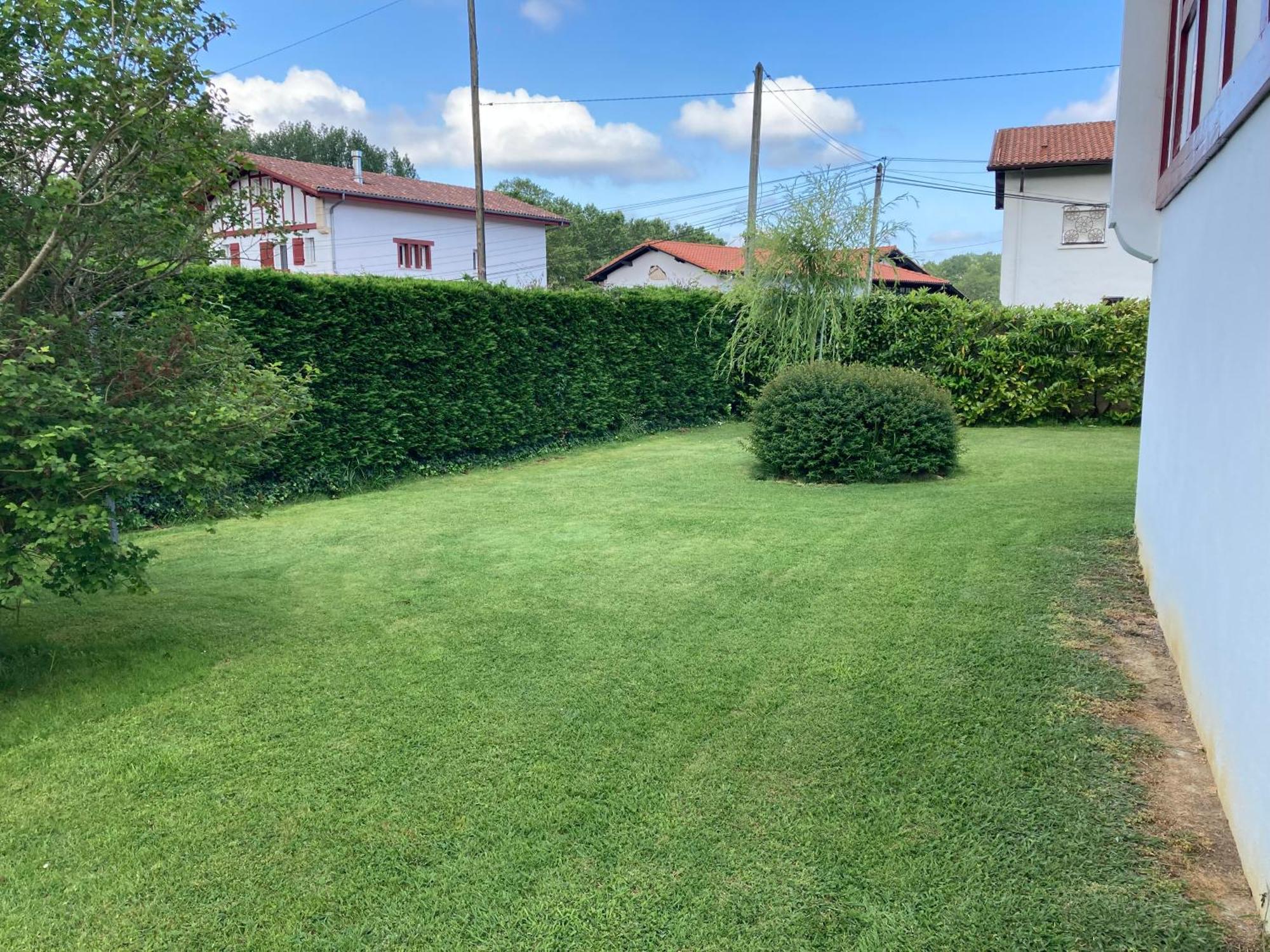 Maison Lore Mendi Elbarron Saint-Pée-sur-Nivelle Екстериор снимка